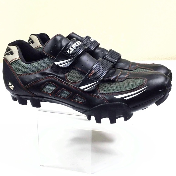 mens cycling shoes size 14
